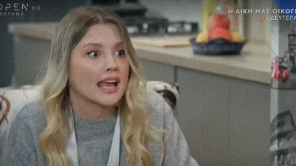 Η δική μας οικογένεια (9/1): Η Μυρτώ μετά τις αποκαλύψεις της Αγγελικής ετοιμάζεται να κάνει μια κίνηση ανατροπής