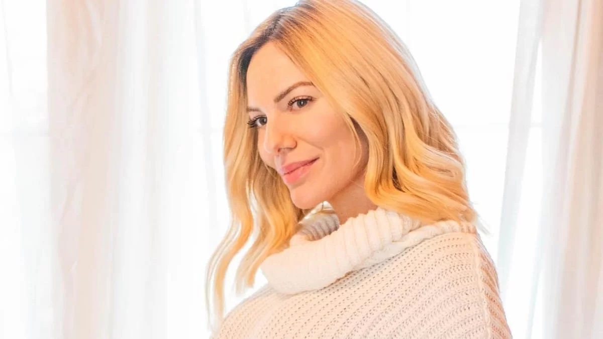 Ιωάννα Μαλέσκου: Η νέα φωτογραφία με φουσκωμένη κοιλιά και τα σχόλια των Ελλήνων celebrities