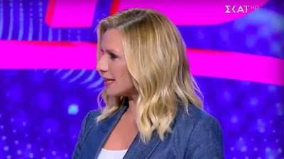 My Style Rocks: «Σε είδε η μανούλα σου να βγαίνεις έτσι;» - "Σκάλωσε" η Κατερίνα Καραβάτου με την εμφάνιση διαγωνιζόμενης