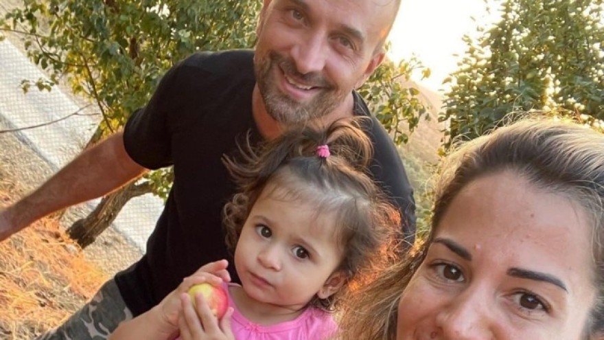 Γιώργος Λιανός Κωνσταντίνα Καραλέξη παιδί