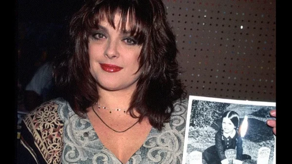 Πέθανε η Lisa Loring - Η ηθοποιός υποδύθηκε πρώτη την Wednesday