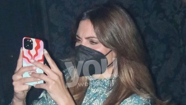 «Καμιά φορά λέω ας μην ανεβάσω τίποτα...» - Σε δύσκολη θέση η Μαίρη Συνατσάκη μετά την γέννηση της κόρης της