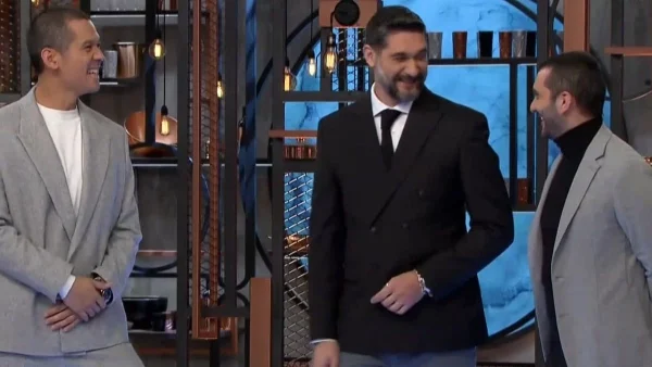Masterchef: Τα πρώτα λόγια των κριτών μετά την είσοδο στην κουζίνα - Η πρώτη τους "καμπάνα"