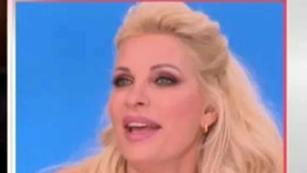 «Θα τρελαθώ...» - Άναυδη η Ελένη Μενεγάκη στον αέρα του Mega