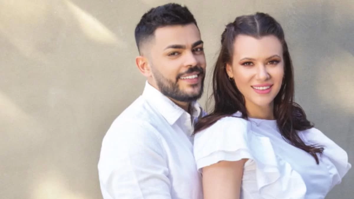 Δεν τους χορταίνει - Η φωτογραφία της Λάουρας Νάργες με τον Χρήστο Σαντικάι και τον γιο τους 