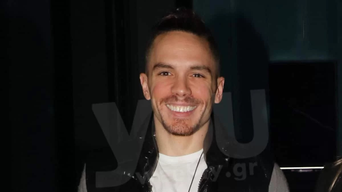 Με το ζόρι βλέπουμε τα μάτια του -  Αγνώριστος με μακριά μπούκλα ο Λευτέρης Πετρούνιας