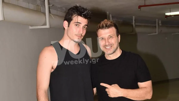 Ιδρωμένοι στο γυμναστήριο - Η φωτογραφία του Γιάννη Πλούταρχου με τον Γιώργο Κακοσαίο που κάνει τον γύρο του διαδικτύου