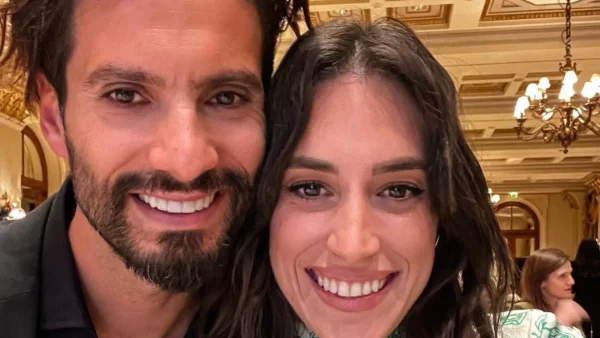 «Με τεράστια χαρά σας ανακοινώνω...» - Μεγάλωσε η οικογένεια του Γιώργου Καράβα και της Ραφαέλας Ψαρρού