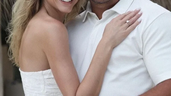 Πασίγνωστος ποδοσφαιριστής παντρεύεται για τέταρτη φορά - Η ανάρτηση της αγαπημένης του