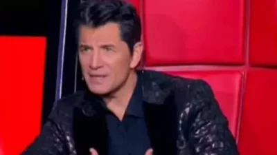The voice: «Σε συλλαμβάνω συνέχεια να...» - Σε δύσκολη θέση ο Σάκης Ρουβάς με παίκτη