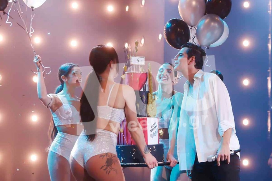 Γενέθλια για τον Σάκη Ρουβά Αργυρός teatro