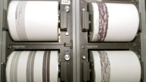 Σεισμός τώρα κοντά στη Μεθώνη