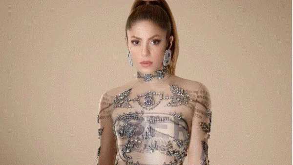 «Αξίζω όσο δύο 22άρες και...»: Το νέο τραγούδι της Shakira που τα "χώνει" στο Πικέ - Οι στίχοι στάζουν δηλητήριο