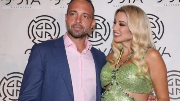 Του ευχήθηκε με μια φωτογραφία από τον γάμο τους - Η τρυφερή ανάρτηση της Κωνσταντίνας Σπυροπούλου για τον Βασίλη Σταθοκωστόπουλο