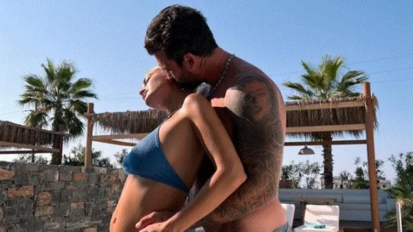 Έφτασαν στην Αθήνα και ξεκίνησαν τα όργανα με τον μωρό - Τι συμβαίνει στο σπίτι της Ιωάννας Τούνη και του Δημήτρη Αλεξάνδρου