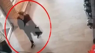 Βέροια: Πέταξε το παιδί της στο ποτάμι και μπήκε σε κατάστημα τυχερών παιχνιδιών - Σοκάρουν τα πλάνα με την 29χρονη μητέρα του βρέφους