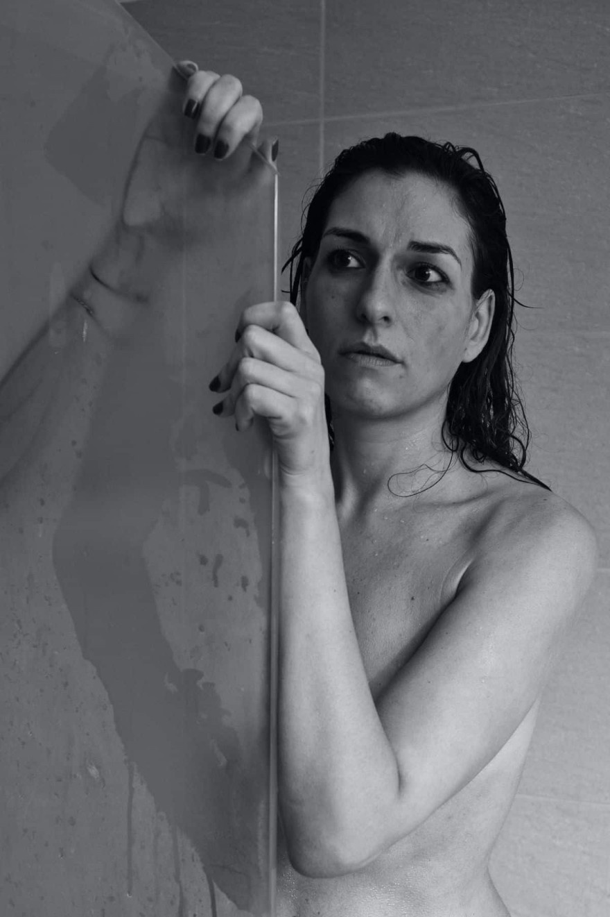 «Αισθάνομαι ότι είμαι θύμα αλλά δεν αντιδρώ»