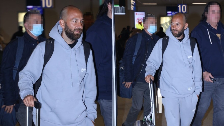 Η στιγμή που έφτασε στην Ελλάδα ο Αναγνωστόπουλος