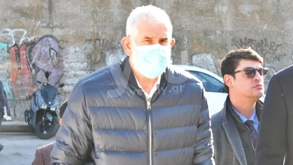 Μπαίνει στην αντεπίθεση ο Πέτρος Φιλιππίδης - Τρεις μηνύσεις για ψευδή κατάθεση και καταμήνυση