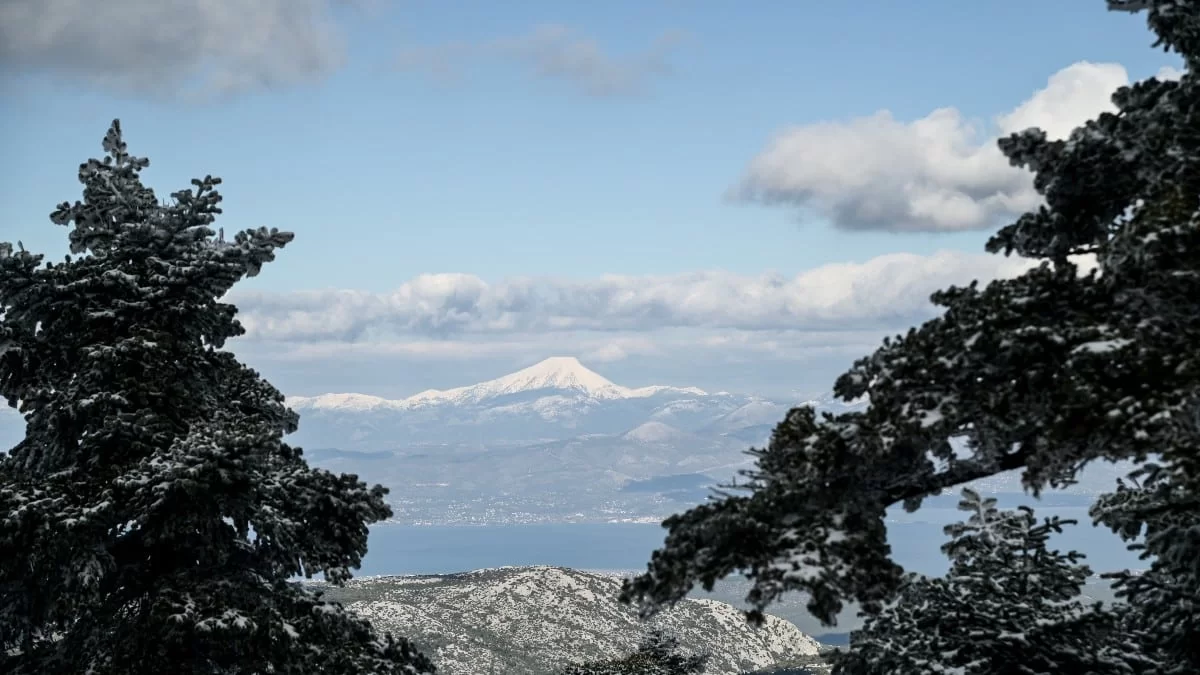 Καιρός: Βροχές, καταιγίδες, χιόνια και κρύο - Ποιες περιοχές επηρεάζονται περισσότερο σήμερα 3/2