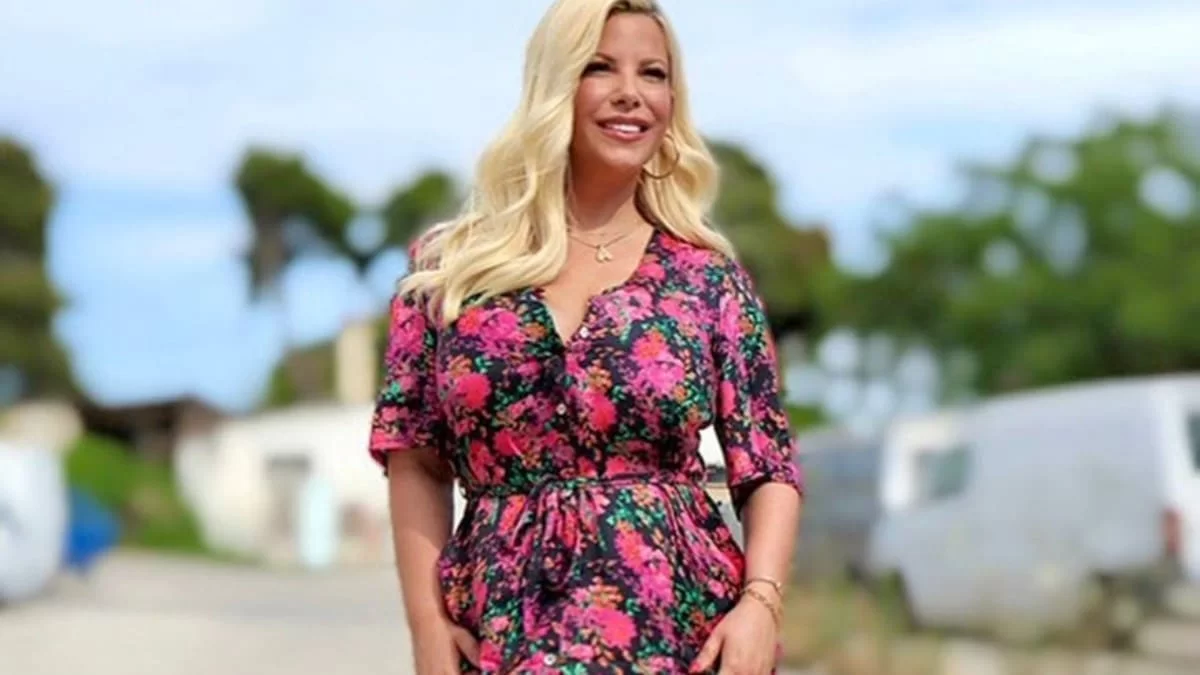 Αγκαλιά με τον Χάρη Βαρθακούρη και τα παιδιά τους - Η πρώτη φωτογραφία της Αντελίνας μετά από μήνες απουσίας