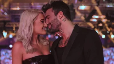 Χαμός στο διαδίκτυο με το βίντεο που δημοσίευσε ο Δημήτρης Αλεξάνδρου με το νεογέννητό του