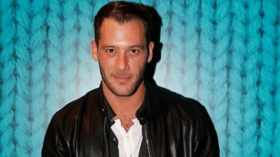 Ο Αντίνοος Αλμπάνης ανέβασε ημίγυμνη φωτογραφία και το instagram την "κατέβασε" - «Η Ελλάδα είναι το Ιράν της Μεσογείου»