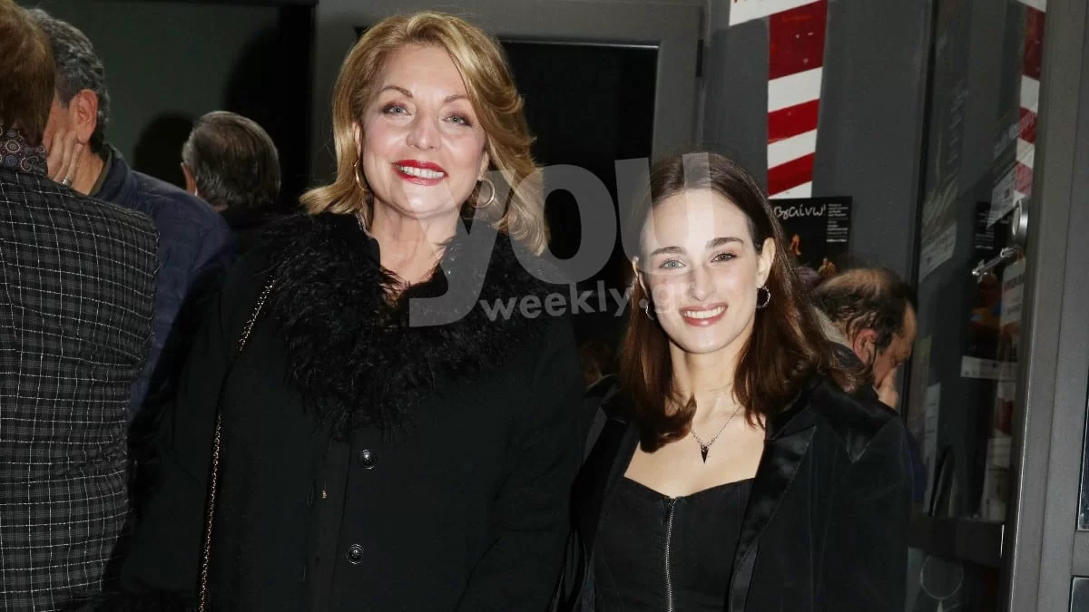 Όσο μεγαλώνει της μοιάζει ολοένα και περισσότερο - Η βραδινή έξοδος της Άντζελας Γκερέκου με την κόρη της, Μαρία