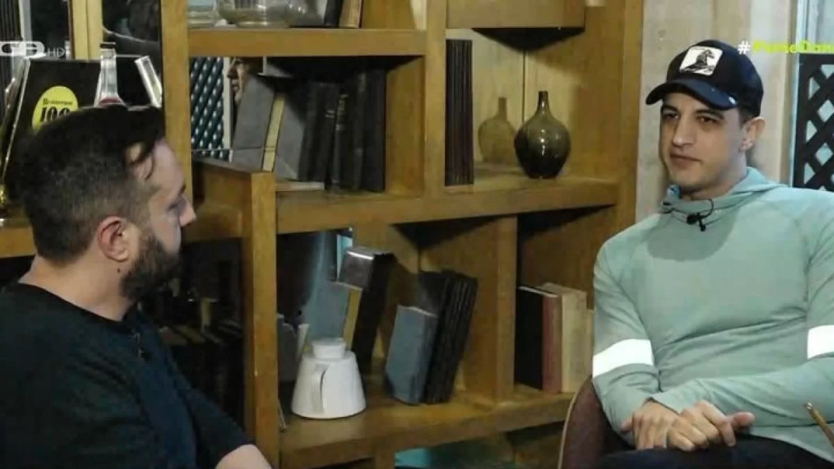 «Ήρθε στο καμαρίνι και έβγαλε τα ρούχα» - Σε δύσκολη θέση ο Δήμος Αναστασιάδης μετά το σκηνικό σε νυχτερινό κέντρο