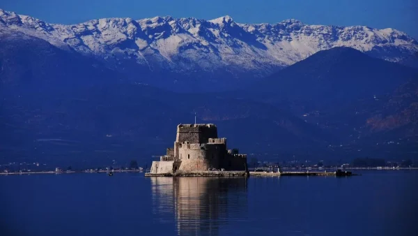 Καιρός 21/2: Συνεχίζεται το ανοιξιάτικο κλίμα με υψηλές θερμοκρασίες