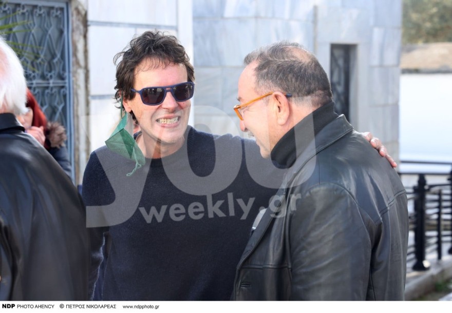 Νόρα Βαλσάμη γιος