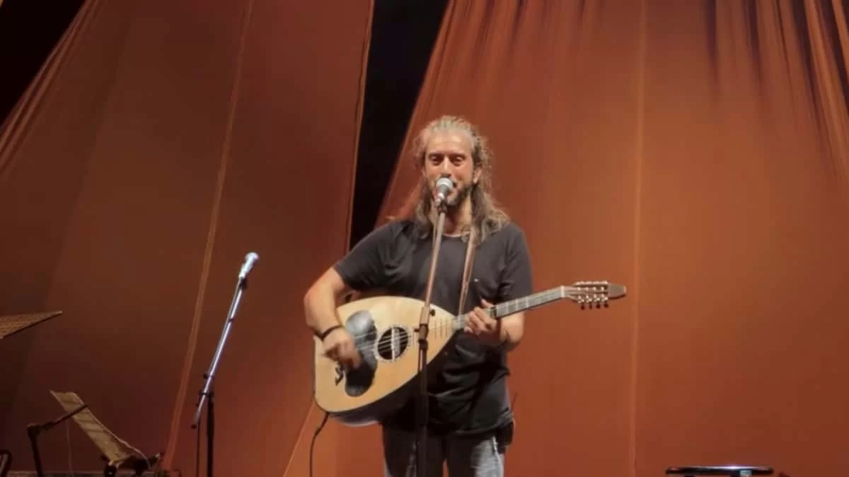 Σκηνές τρόμου στην συναυλία του Γιάννη Χαρούλη - Δέχτηκαν τηλεφώνημα για βόμβα!