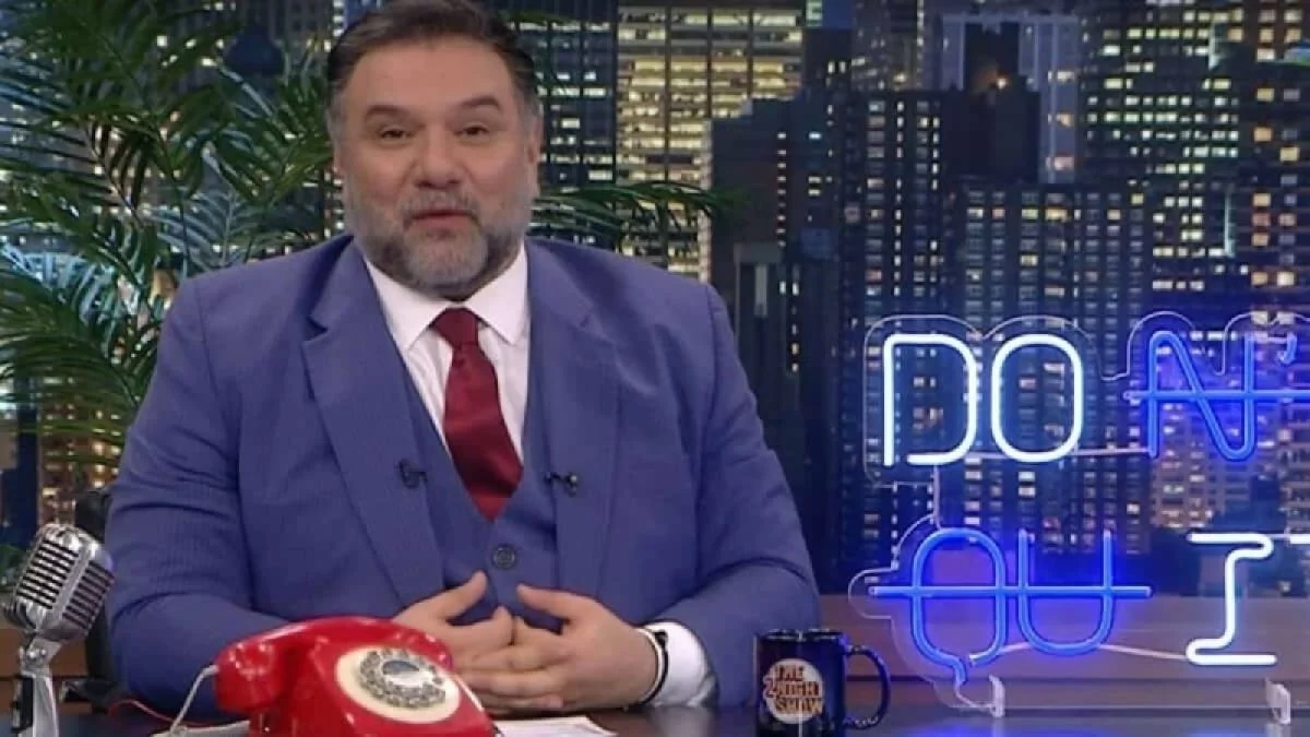 The 2night show: Αποκαλυπτικές και οι 2 - Οι κυρίες που θα καθίσουν (8/2) στον καναπέ του Γρηγόρη Αρναούτογλου