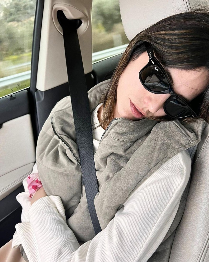 Καρναβάλι της Πάτρας 2023: Ημιλιπόθημη μετά από αλκοόλ και ξέφρενο χορό η Ηλιάνα Παπαγεωργίου (Φωτογραφίες)