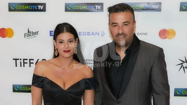 «Δύσκολα τα πράγματα» - Όλη η αλήθεια για τον γάμο της Μαρίας Κορινθίου με τον Γιάννη Αϊβάζη