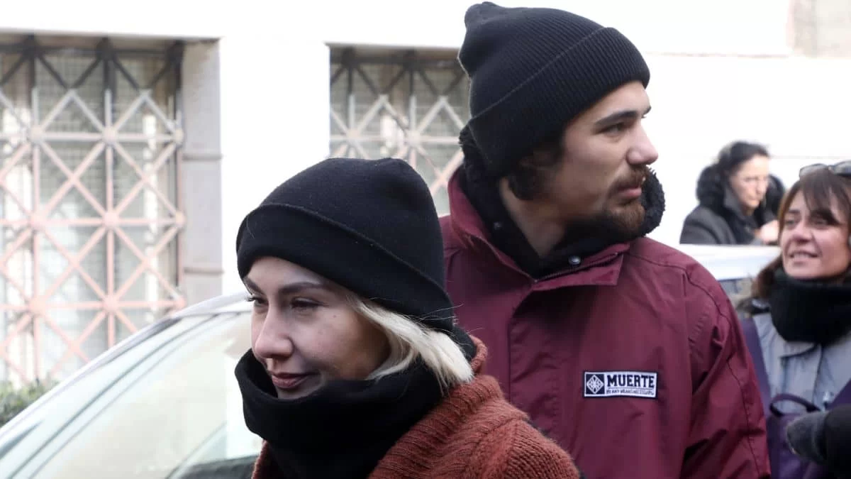 Εκείνος 29 ενώ εκείνη... - Πόσο χρόνια περνάει τον Κώστα Νικούλι η σύντροφός του