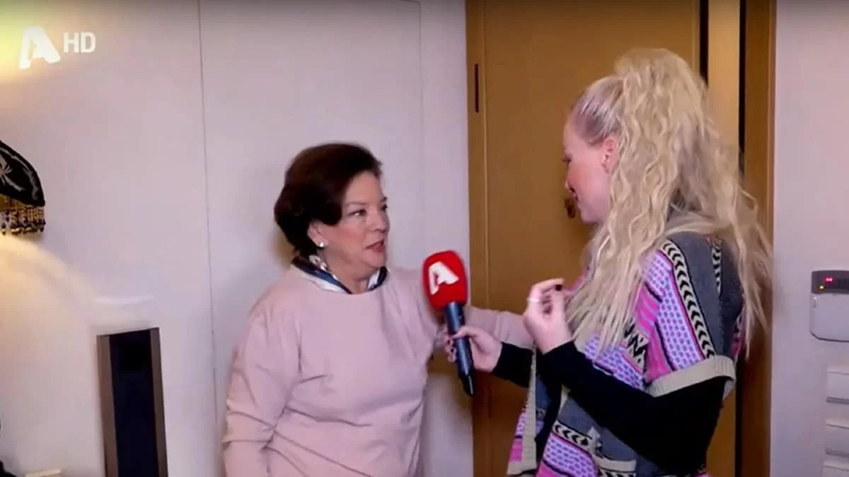 Με μία φωτογραφία της φάτσα φόρα στο σαλόνι και γεμάτο κέρατα - Αυτό είναι το σπίτι της Μάρας Μεϊμαρίδη στο Ψυχικό