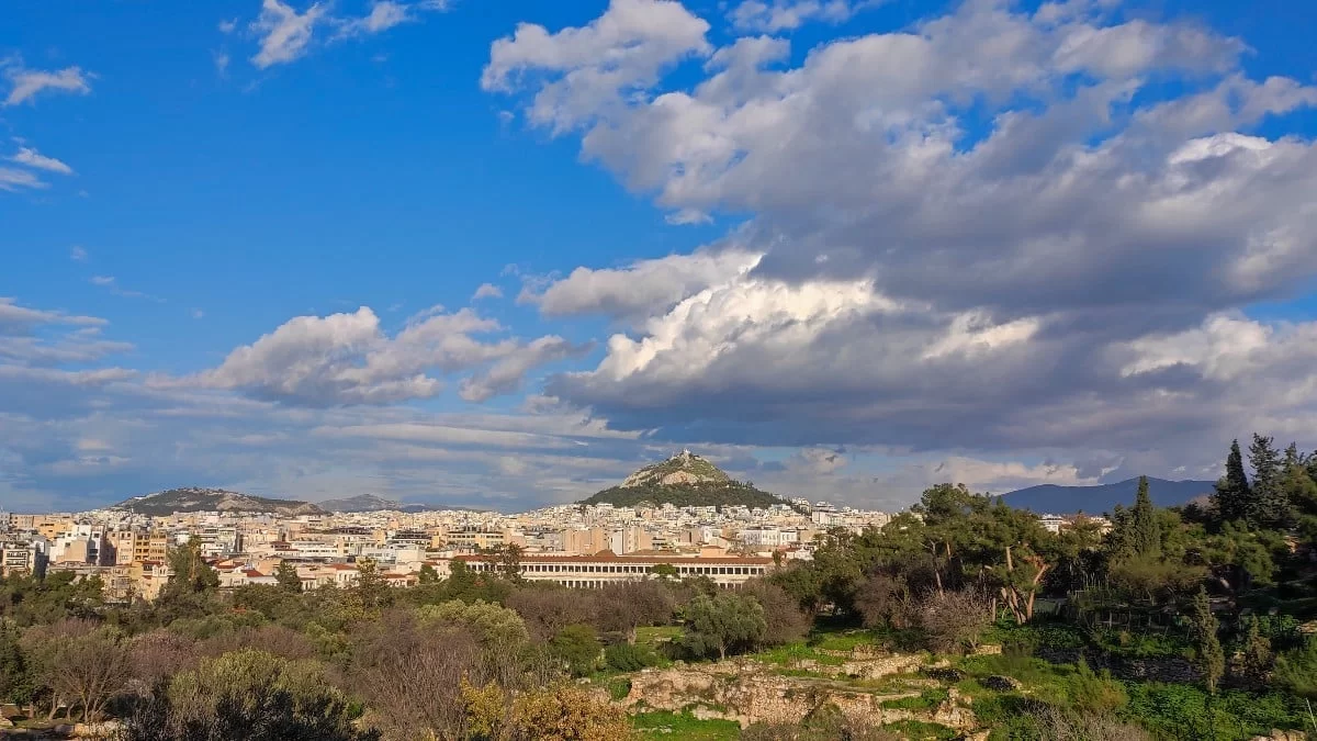 Λίγο πριν την ηλιοφάνεια, έρχεται σφοδρή κακοκαιρία - Τι λένε τα Μερομήνια για Καθαρά Δευτέρα και Πάσχα