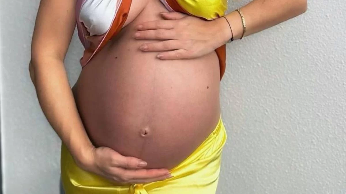 "Έσκασαν" τα γεννητούρια - Αγαπημένη Ελληνίδα ανακοίνωσε τα ευχάριστα και δημοσίευσε τις πρώτες φωτογραφίες από το μαιευτήριο