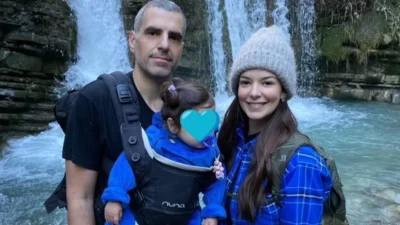 Χαρές στο σπίτι της Νικολέττας Ράλλη και του Μιχάλη Ανδρούτσου - Σπάνιο κοινό στιγμιότυπο