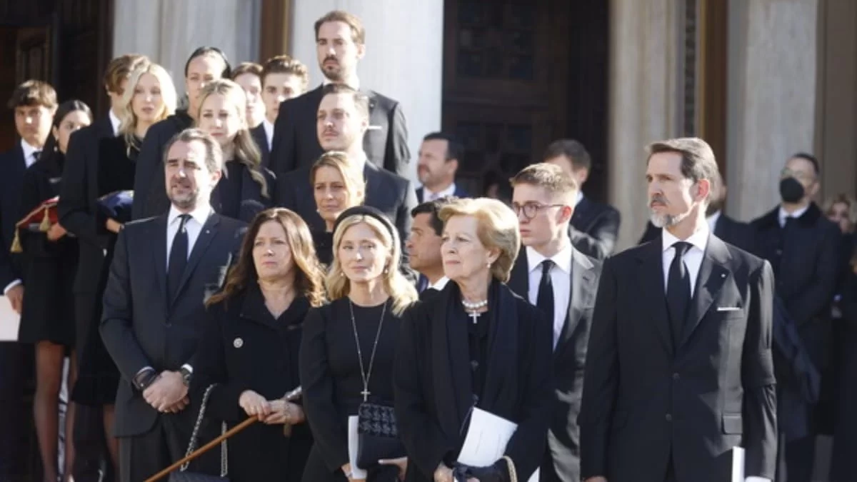 Τεως βασιλιάς Κωνσταντίνος: Η ανακοίνωση της οικογένειας για το μνημόσυνο και οι 250 προσκεκλημένοι