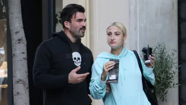 «Ας ρίξουμε μια μεγάλη χλέπα να μην τον...» - Η επική ατάκα της Τούνη στον Αλεξάνδρου