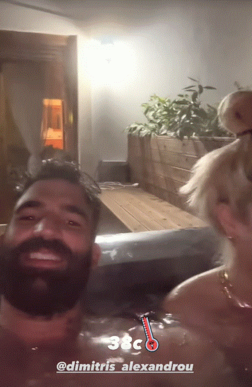 Η τούνη με τον Αλεξάνδρου κάνουν τζακούζι