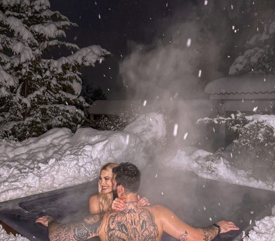 Ιωάννα Τούνη Δημήτρης Αλεξάνδρου τζακούζι