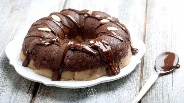 Ότι πρέπει για την Καθαρά Δευτέρα: Χαλβάς σιμιγδαλένιος με μέλι από την Αργυρώ Μπαρμπαρίγου 