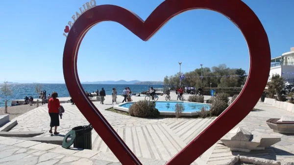 Καιρός 27/3: Μαζέψτε σιγά σιγά τα χοντρά μπουφάν - Υψηλές θερμοκρασίες με ήλιο σήμερα