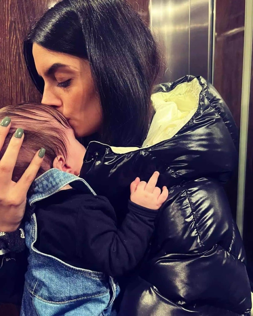 Άννα Μπεζάν κόρη