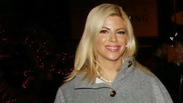 «Γιατί; Τόσες αθώες ψυχές...» - Η συγκλονιστική ανάρτηση της Αντελίνας Βαρθακούρη για την τραγωδία στα Τέμπη