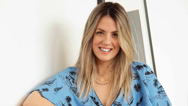 Φαίη Κουτσουμπού: “Στη Hemithea δεν σχεδιάζω τίποτα που δεν θα φορούσα!”