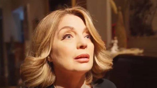 Η Γη της Ελιάς (14/3): Την δολοφονεί μέσα στο σπίτι της! Νεκρή η Αθηνά από τα χέρια της Μυρτάλης;